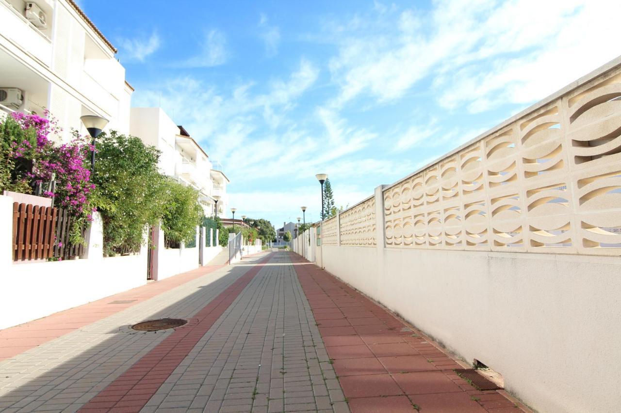 סגונטו Global Properties, Apartamento En Marjal De Corinto Con Piscina מראה חיצוני תמונה
